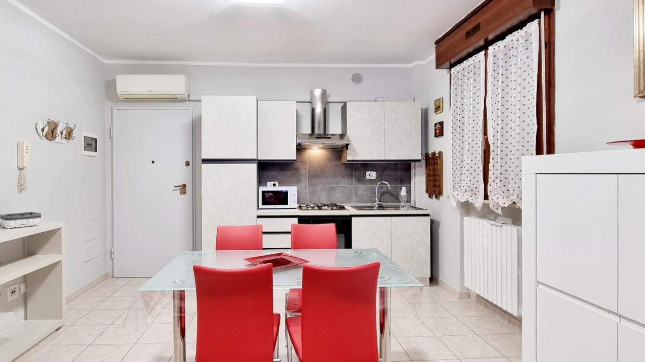 Guest Holiday Bari Reggio nell'Emilia Esterno foto